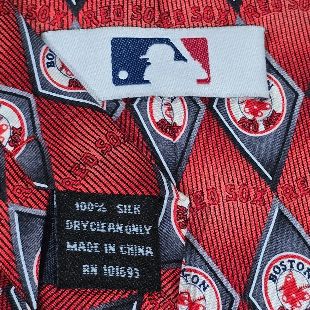MLB Boston Red Sox Mens Silk Tie BoSox Red Grey Diamond Logo Necktie Fenway Park